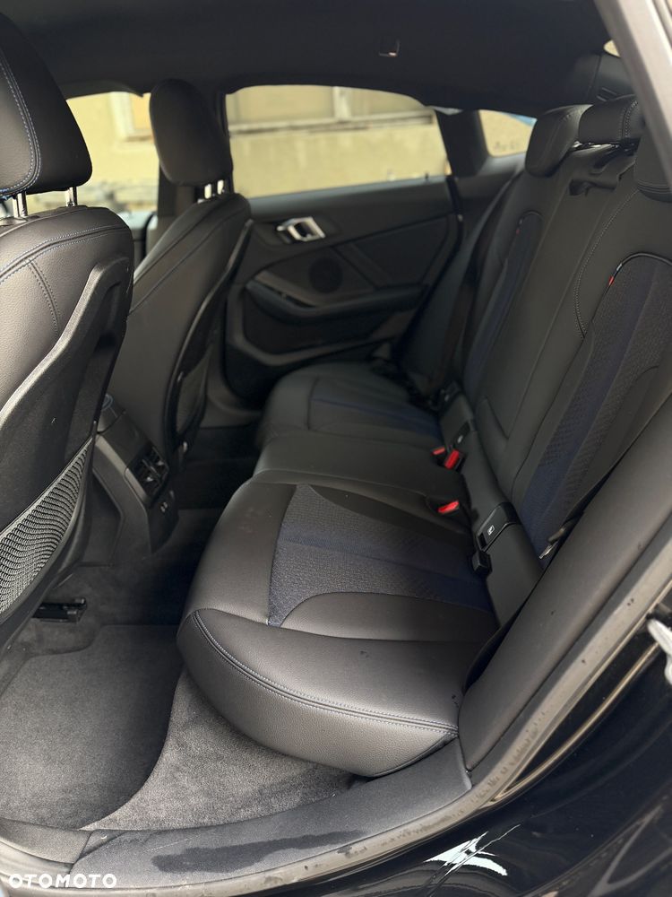 BMW Seria 2 218d GT M Sport - 17