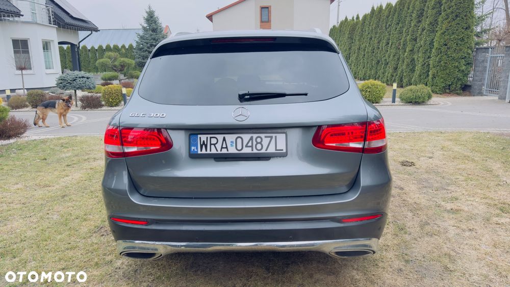 Mercedes-Benz GLC - 9