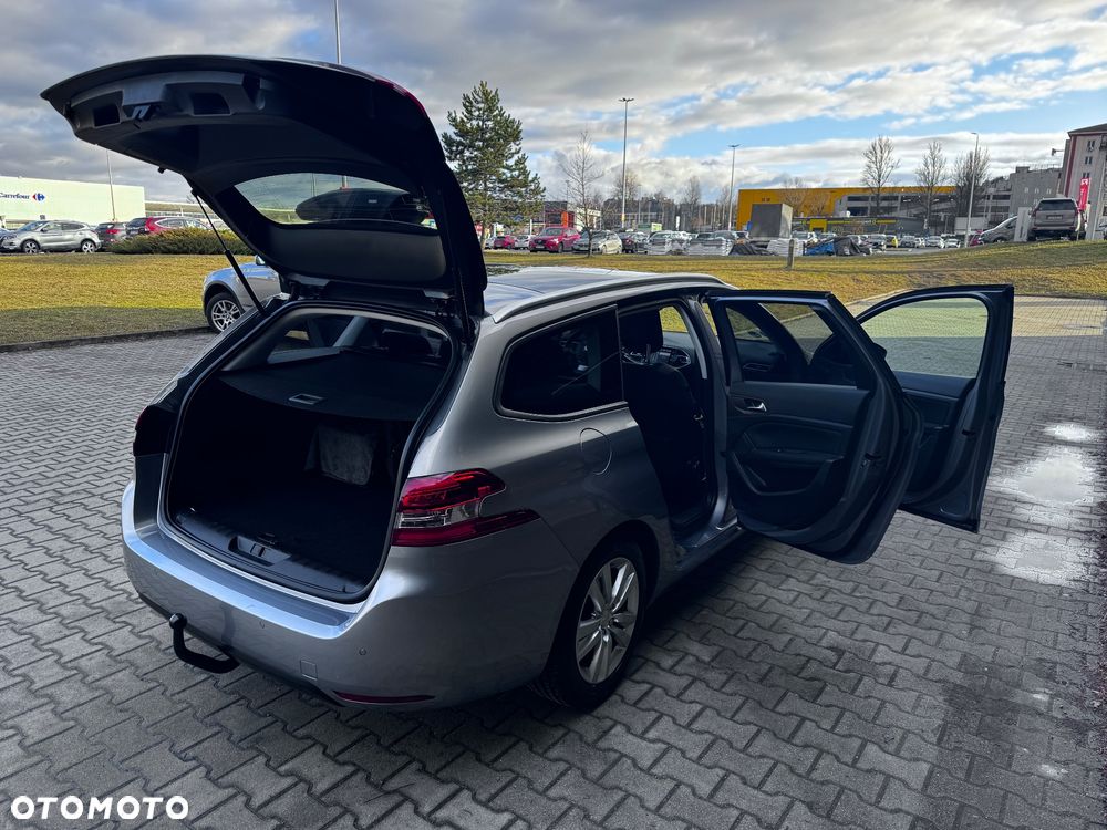 Peugeot 308 PureTech 130 GPF Stop & Start Style - 4