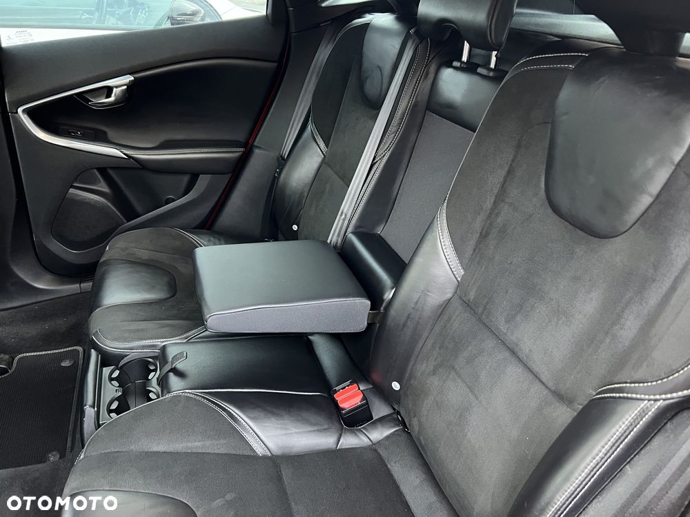 Volvo V40 D2 RDesign - 14