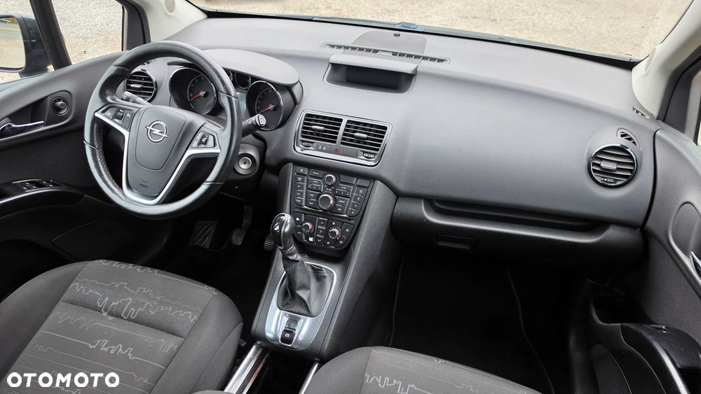Opel Meriva 1.4 T Edition 150 S&S - 33