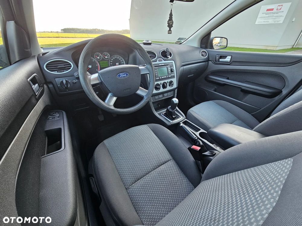 Ford Focus - 24
