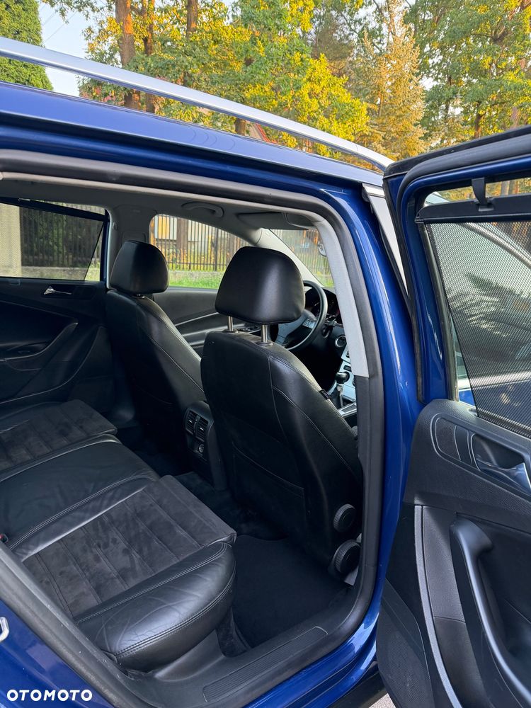 Volkswagen Passat 2.0 TDI DPF Highline - 15
