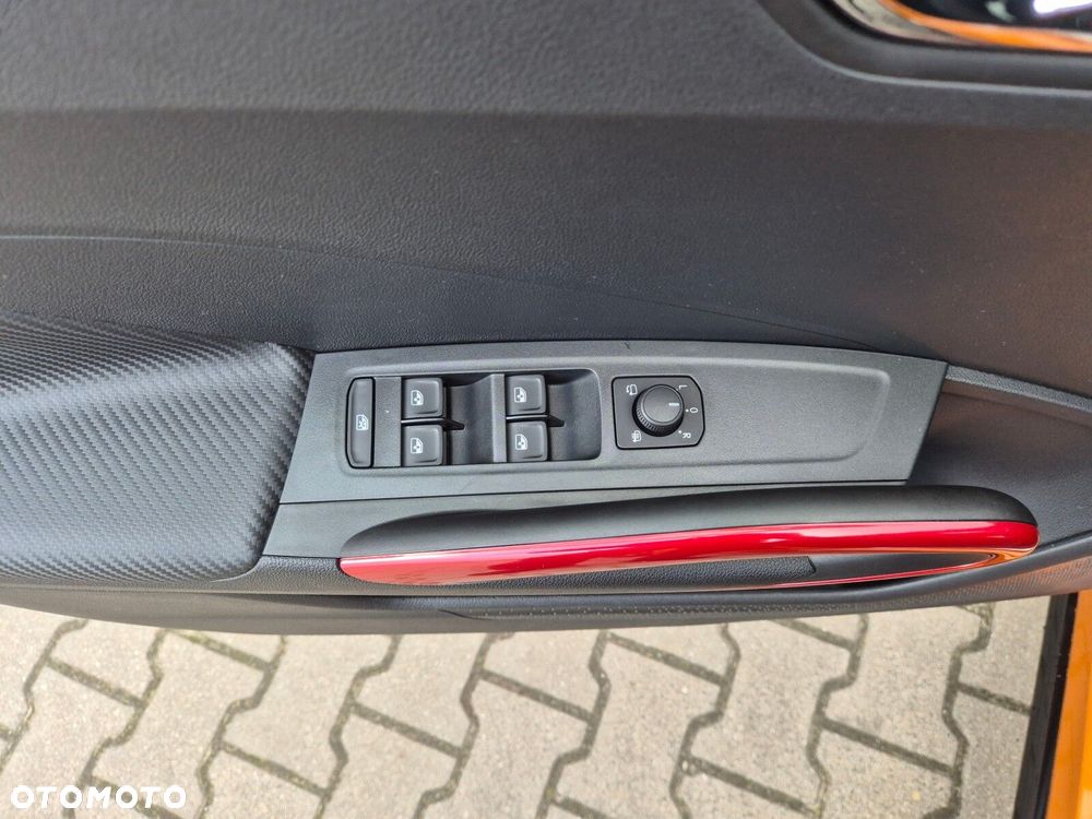 Skoda Fabia 1.0 TSI Monte Carlo DSG - 15