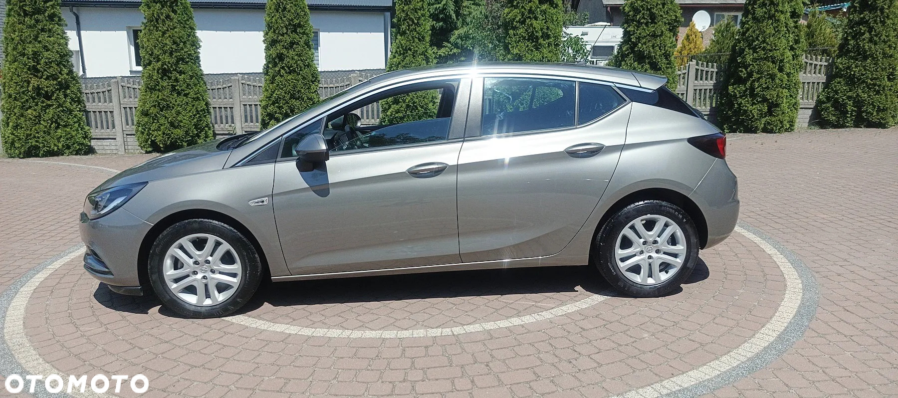 Opel Astra V 1.4 T Dynamic S&S - 10