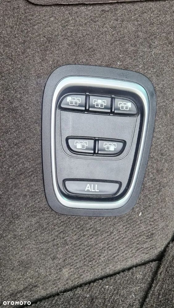 Renault Espace 1.6 dCi Energy Initiale Paris EDC 7os - 20