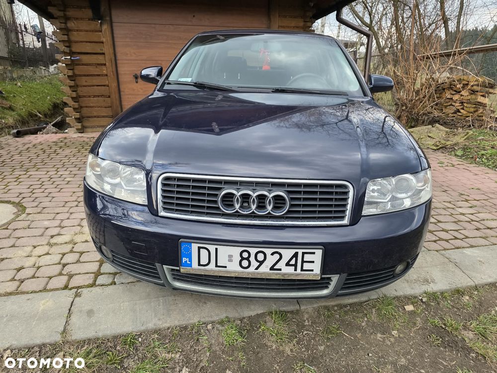 Audi A4 Limousine - 9