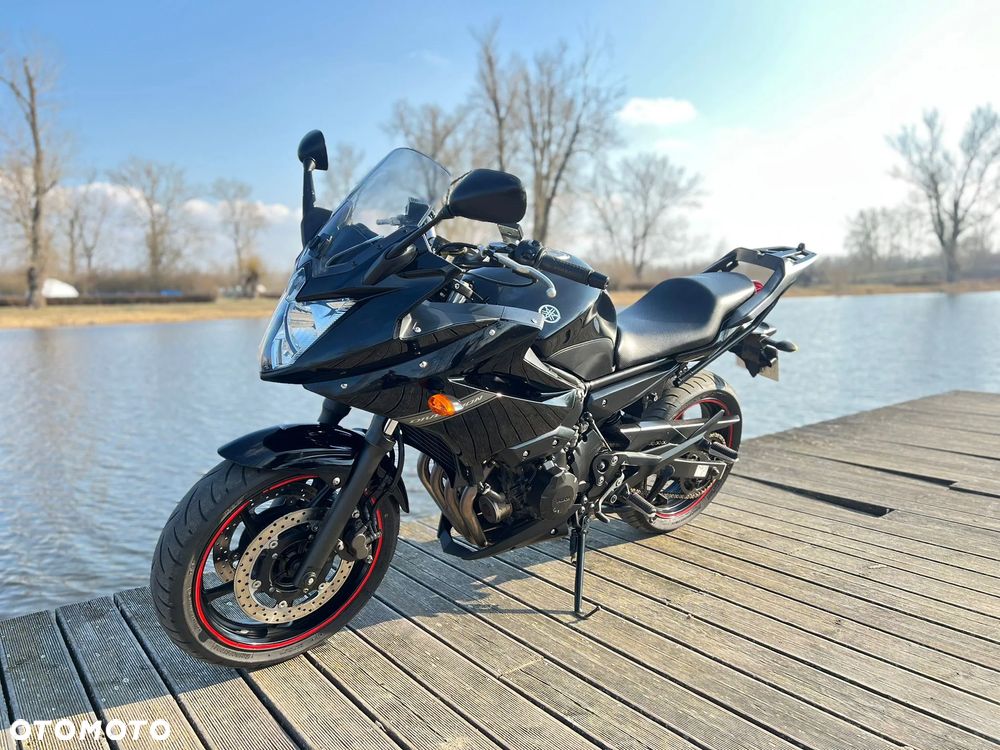 Yamaha XJ - 3