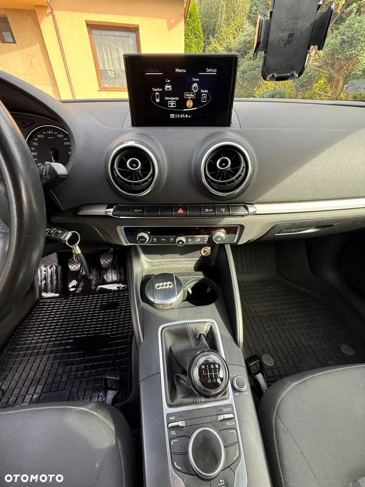Audi A3 Sportback - 12