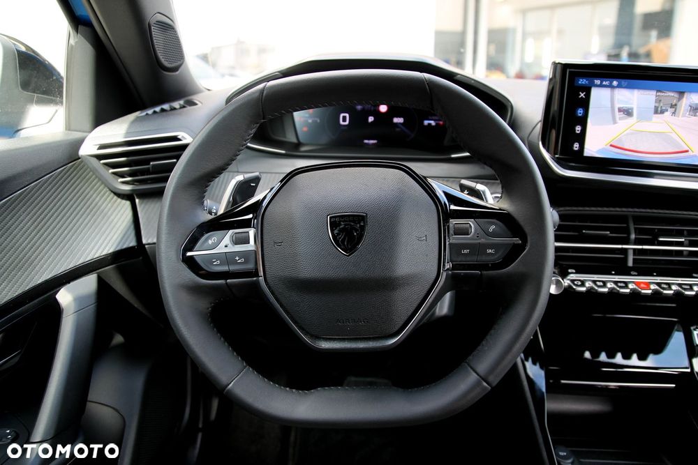 Peugeot 2008 1.2 PureTech Allure S&S EAT8 - 19