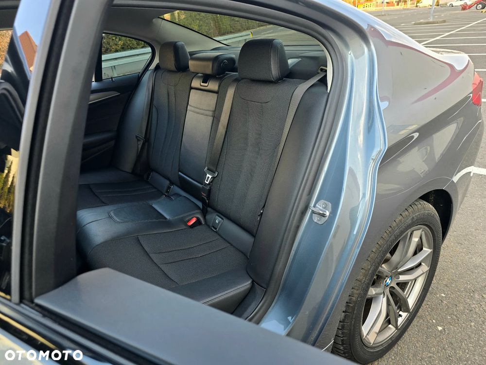 BMW Seria 5 530i xDrive Luxury Line sport - 17