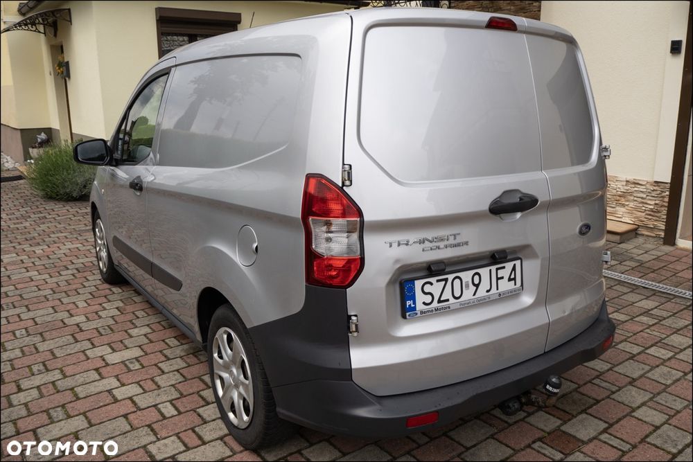 Ford Transit Courier - 3