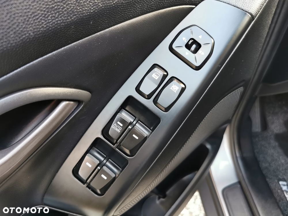 Hyundai ix35 1.6 GDI Comfort 2WD - 19