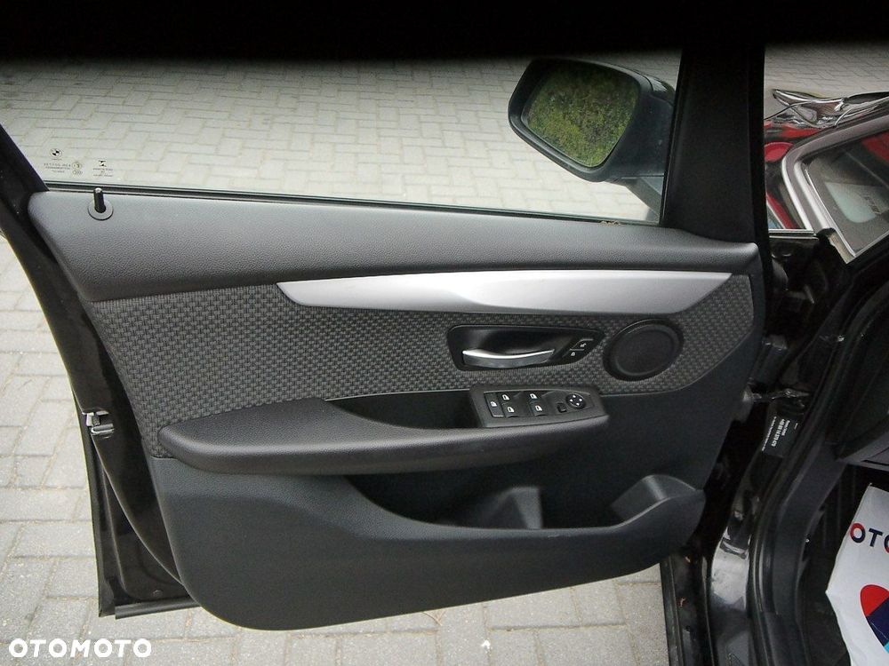 BMW Seria 2 216d Luxury Line - 34