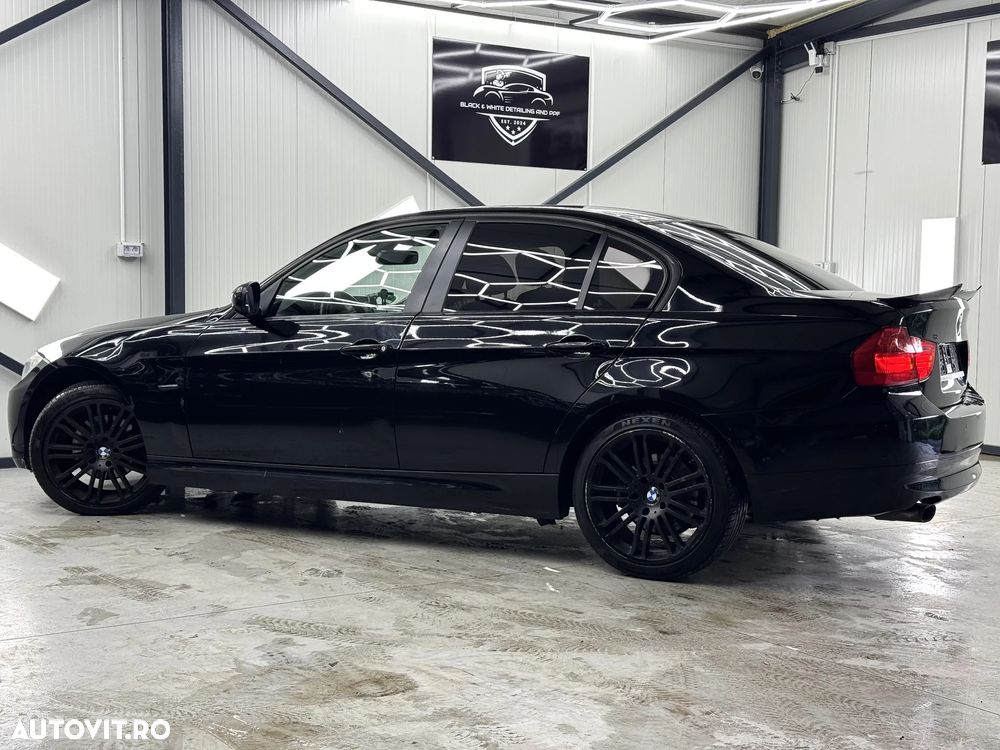 BMW Seria 3 320d DPF Aut. Edition Sport - 13