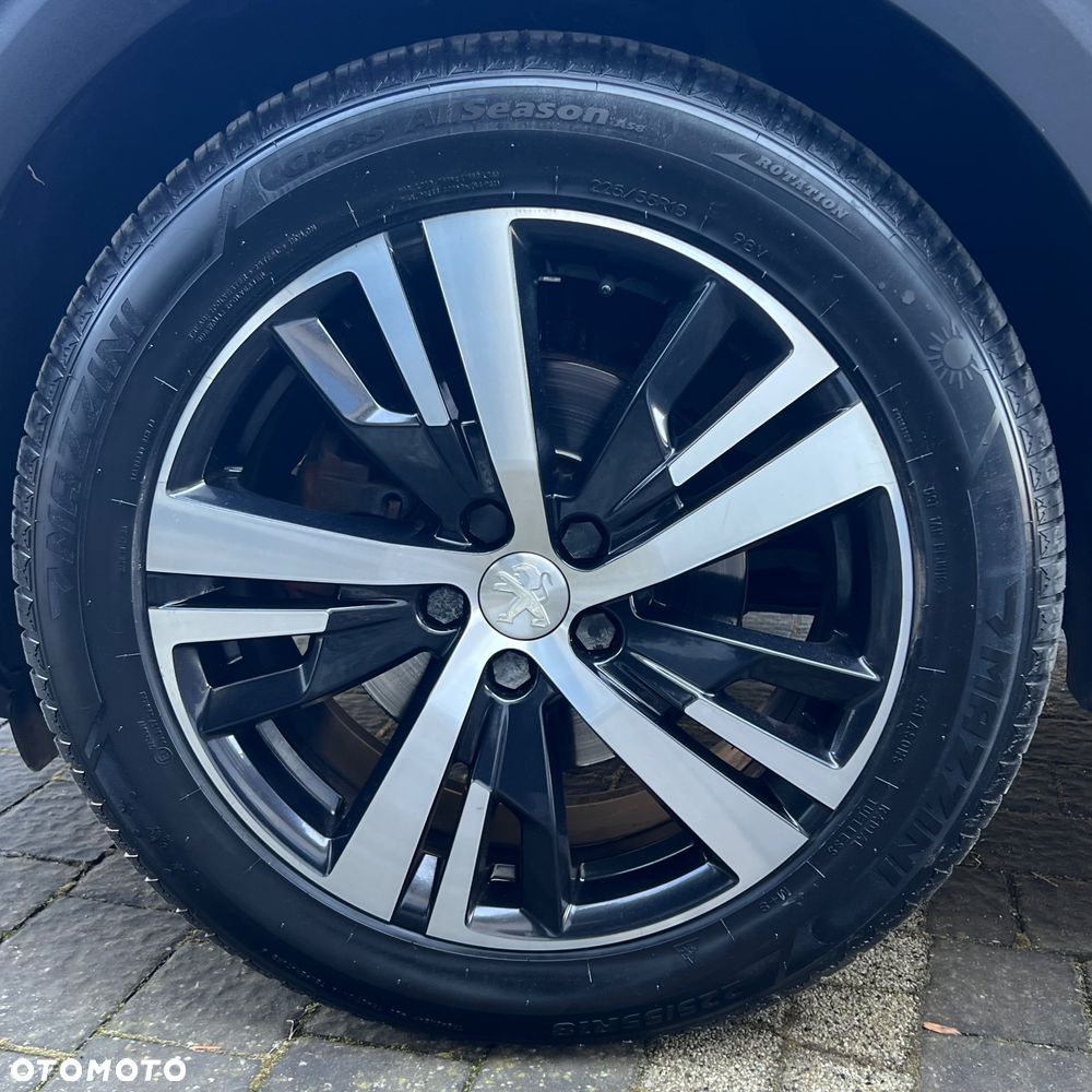 Peugeot 5008 1.5 BlueHDi Allure S&S EAT8 - 39