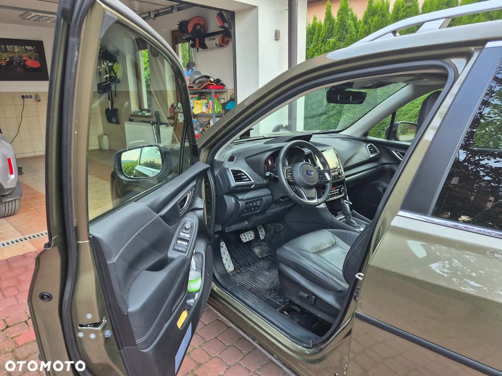 Subaru Forester 2.0i-L Platinum (EyeSight) Lineartronic - 4