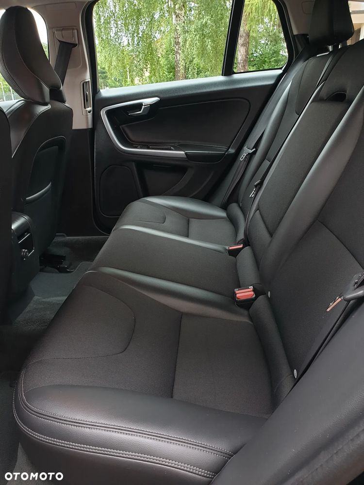 Volvo V60 D3 Geartronic Linje Svart - 40