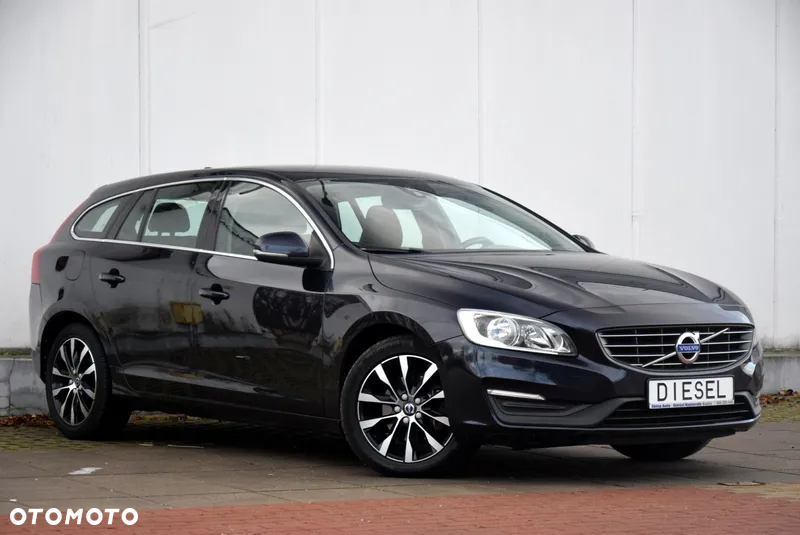 Volvo V60 D2 Drive-E Dynamic Edition (Momentum) - 2