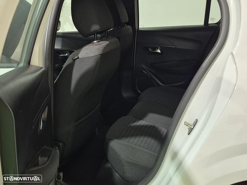 Peugeot 208 1.2 PureTech Active - 29