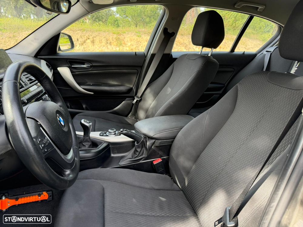 BMW 116 d EfficientDynamics Edition Sport Line - 8