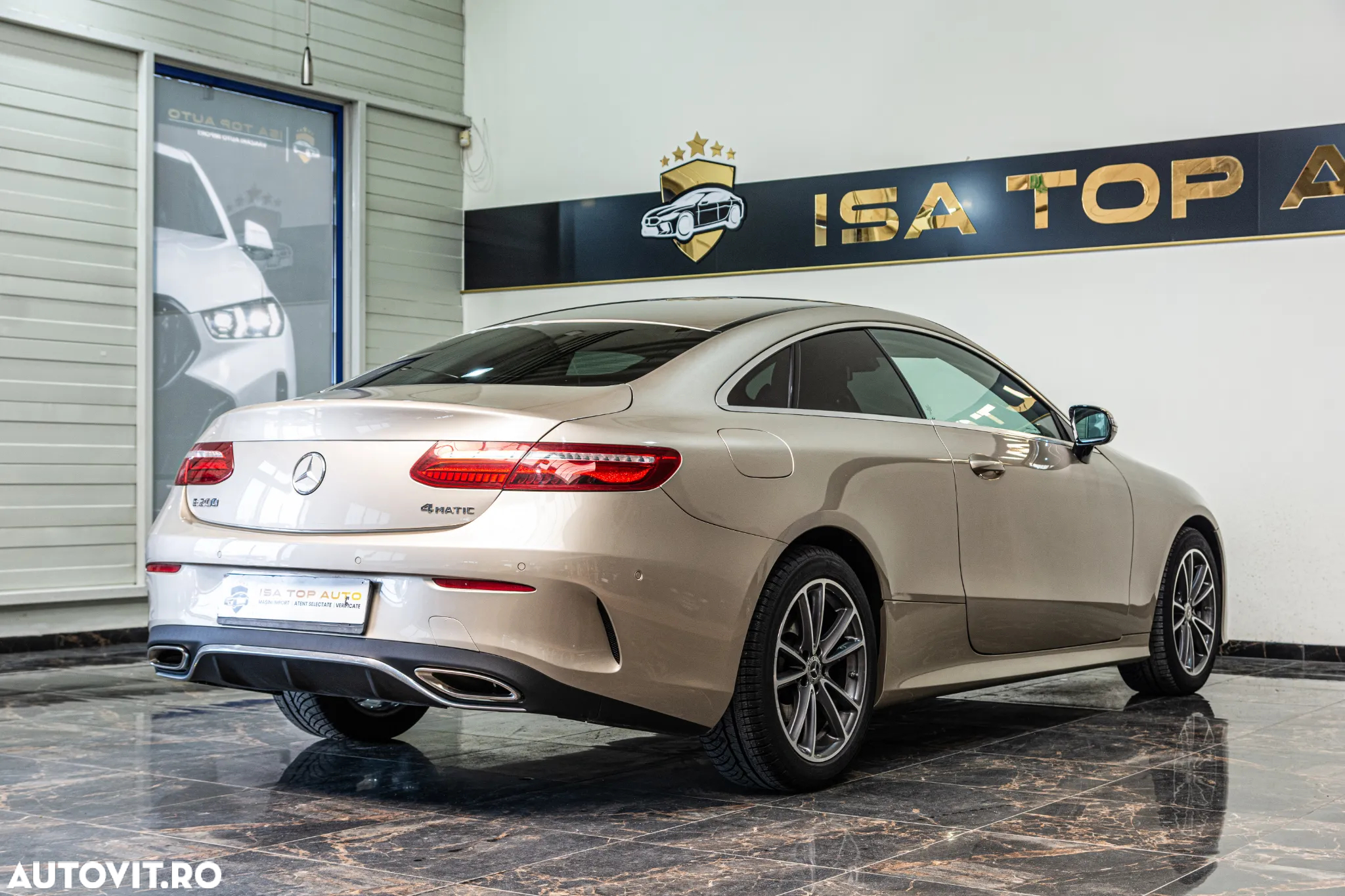 Mercedes-Benz E - 4