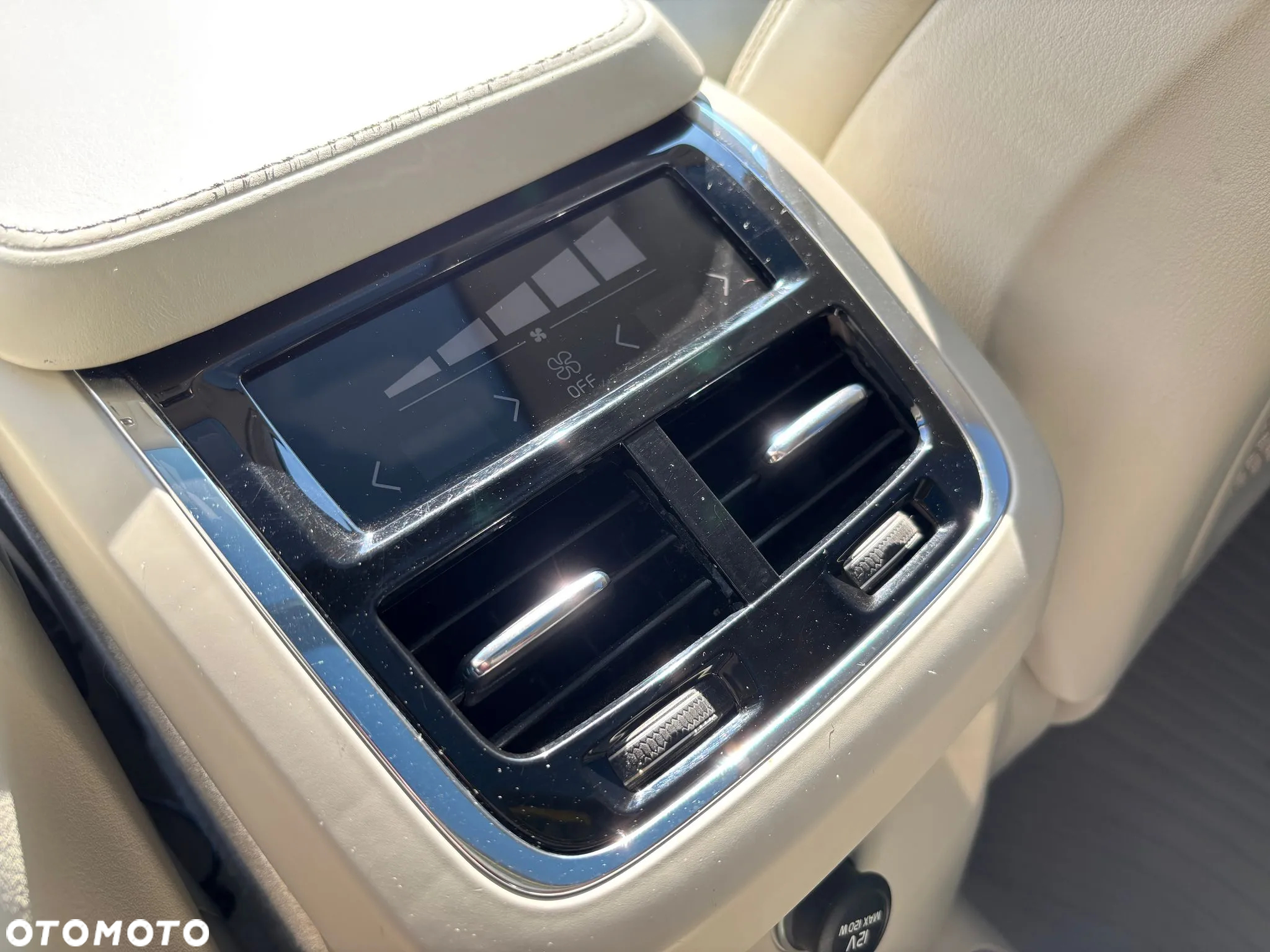 Volvo XC 90 T8 AWD Plug-In Hybrid Inscription 7os - 21