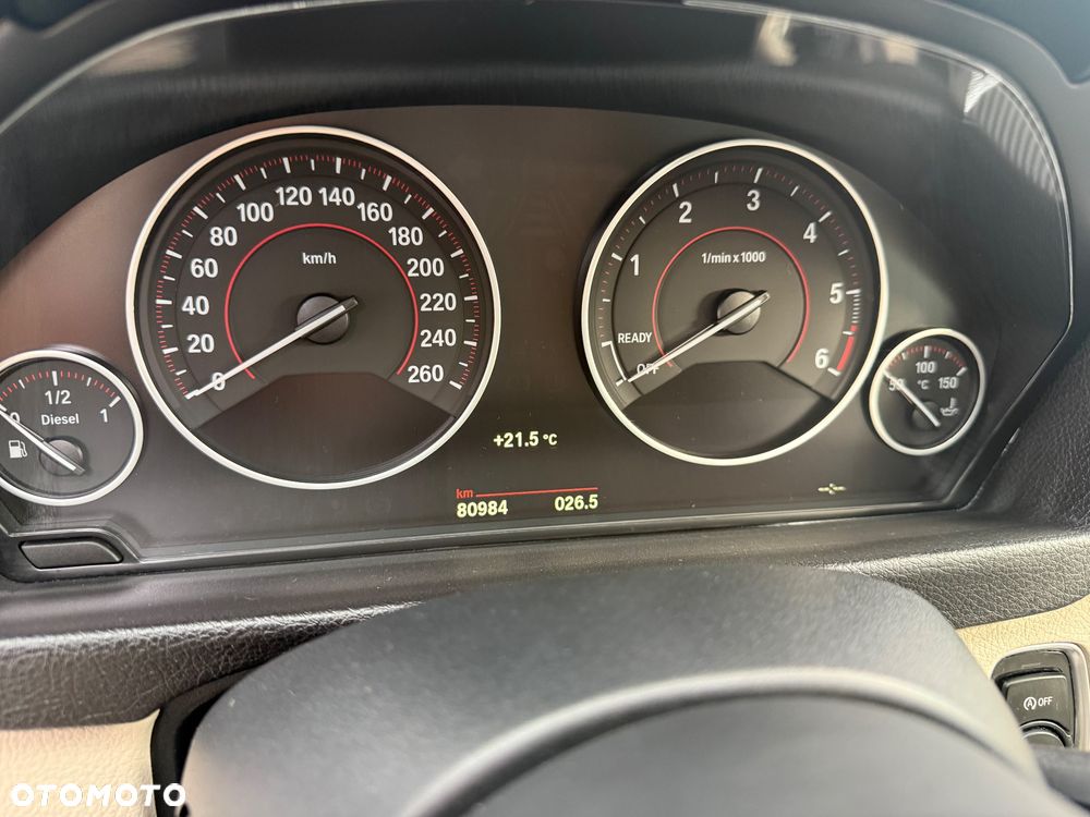 BMW Seria 3 320d Edition M Sport Shadow - 11