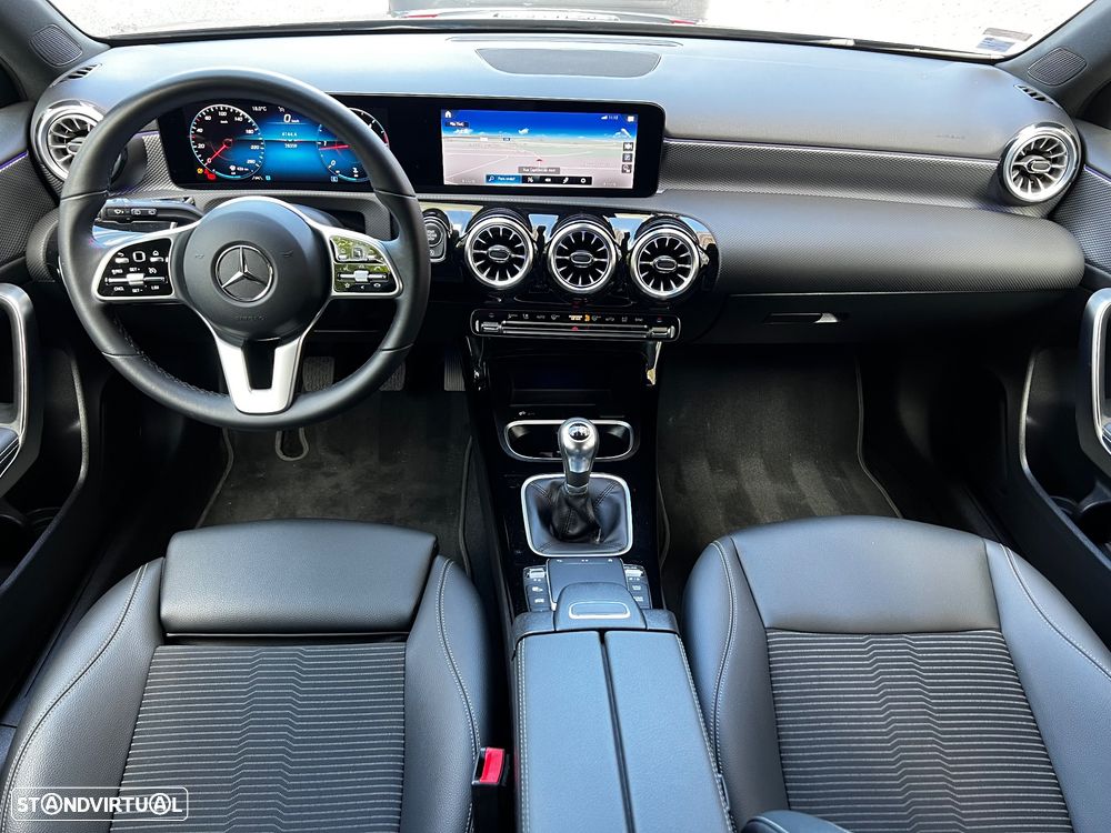 Mercedes-Benz A 180 d Style Plus - 29