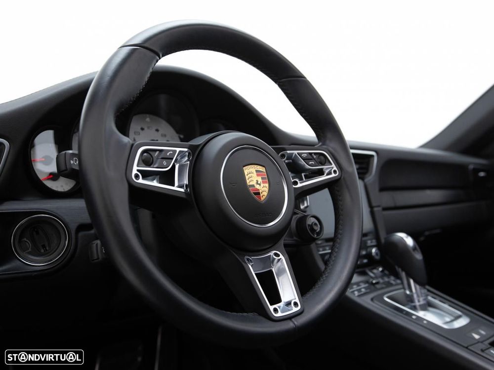 Porsche 911 (991) - 20