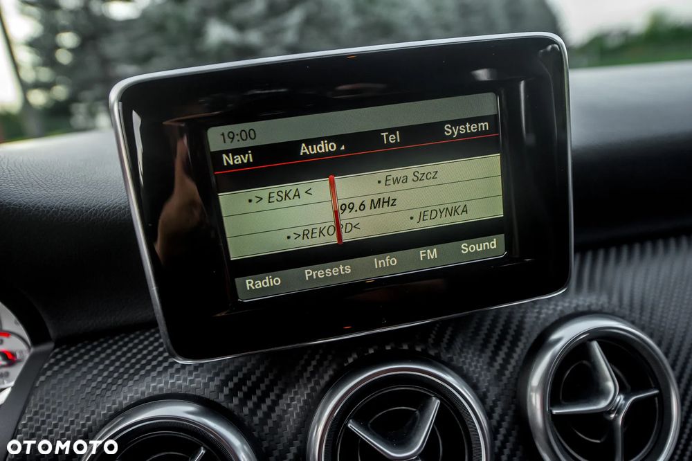 Mercedes-Benz Klasa A 250 4-Matic Sport - 32