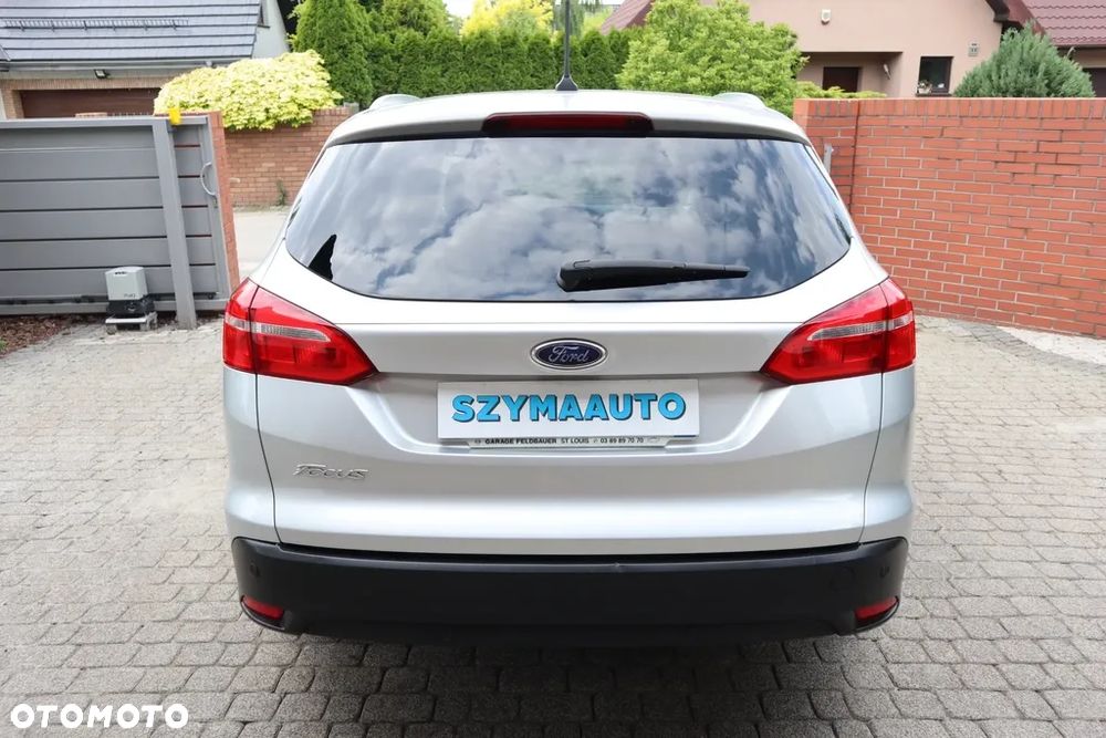 Ford Focus 1.5 EcoBlue Start-Stopp-System TITANIUM - 4