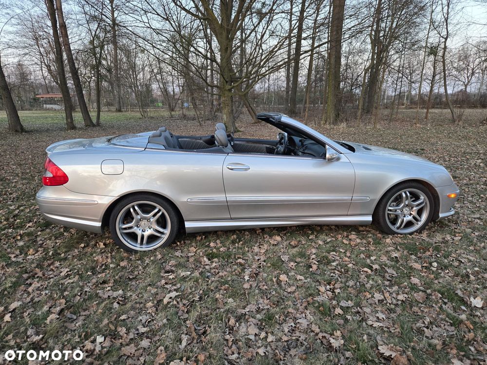 Mercedes-Benz CLK - 13