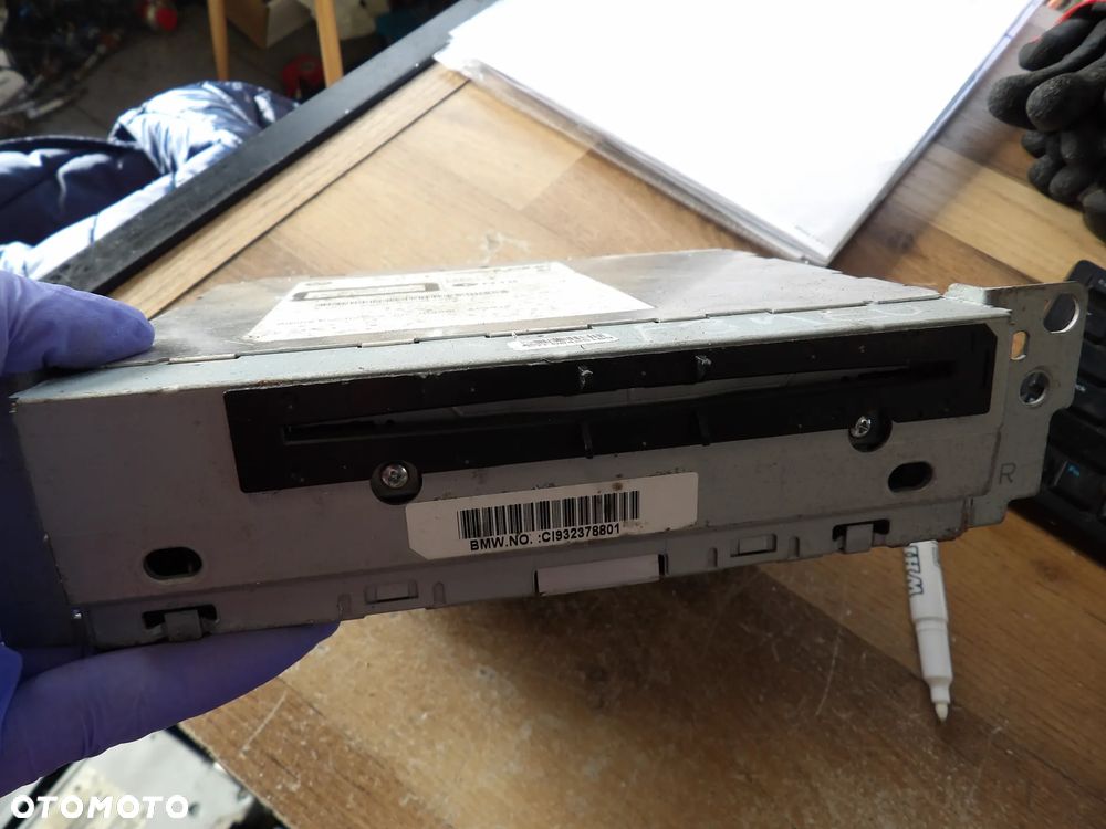 BMW - F10,F11 - RADIOODTWARZACZ - CD - 9323788 - 1