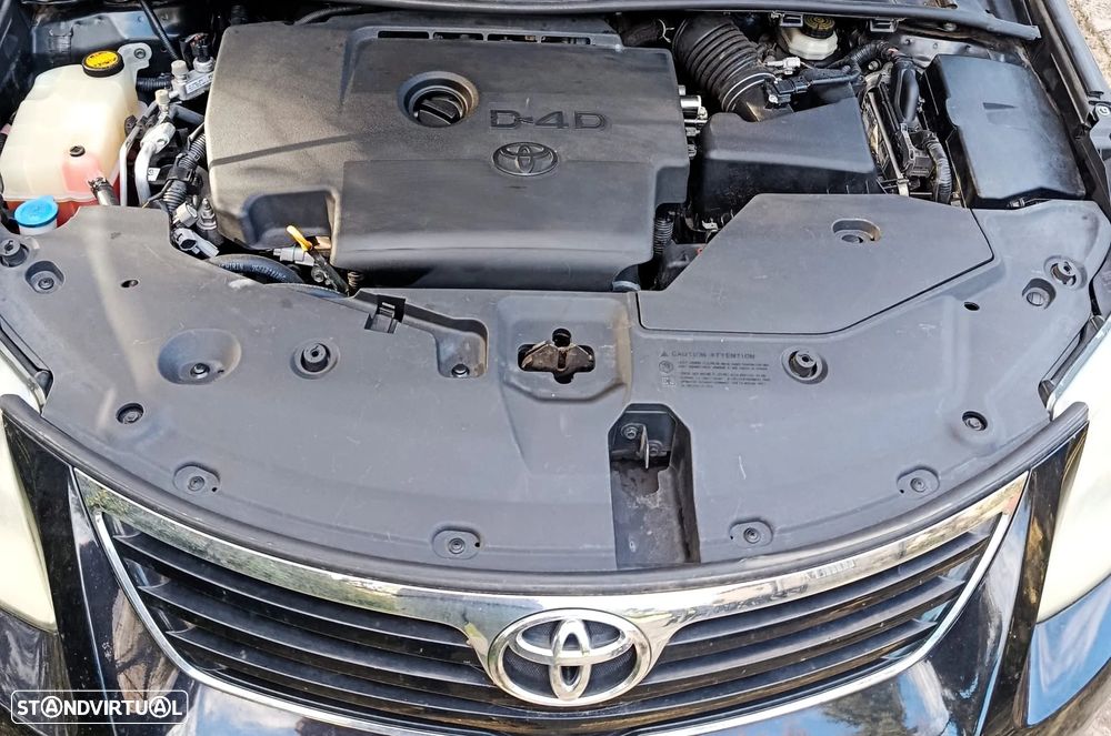 Toyota Avensis SW 2.0 D-4D Exclusive +Pele+GPS - 18