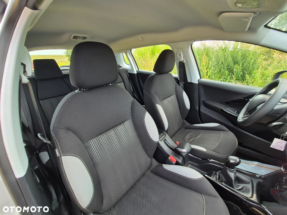Peugeot 2008 PureTech 82 Active - 8