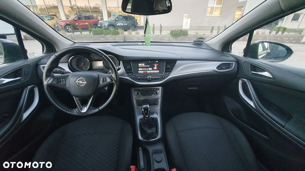 Opel Astra - 8