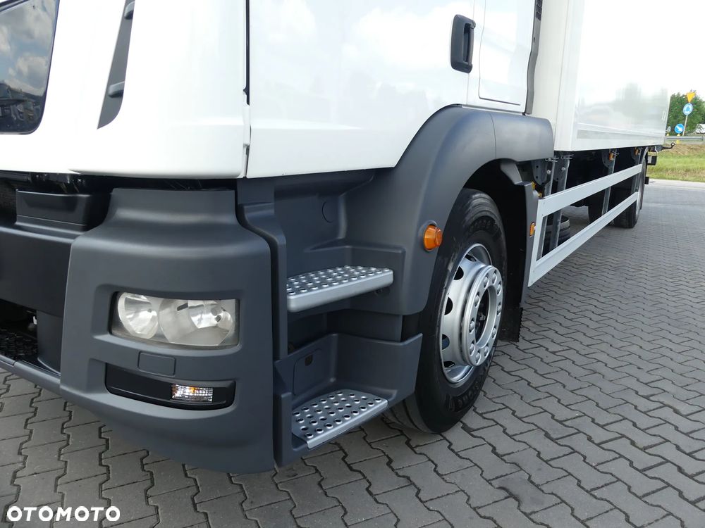 MAN TGM 18.250 / CHŁODNIA + WINDA / KABINA SYPIALNA / EURO 6 / - 14