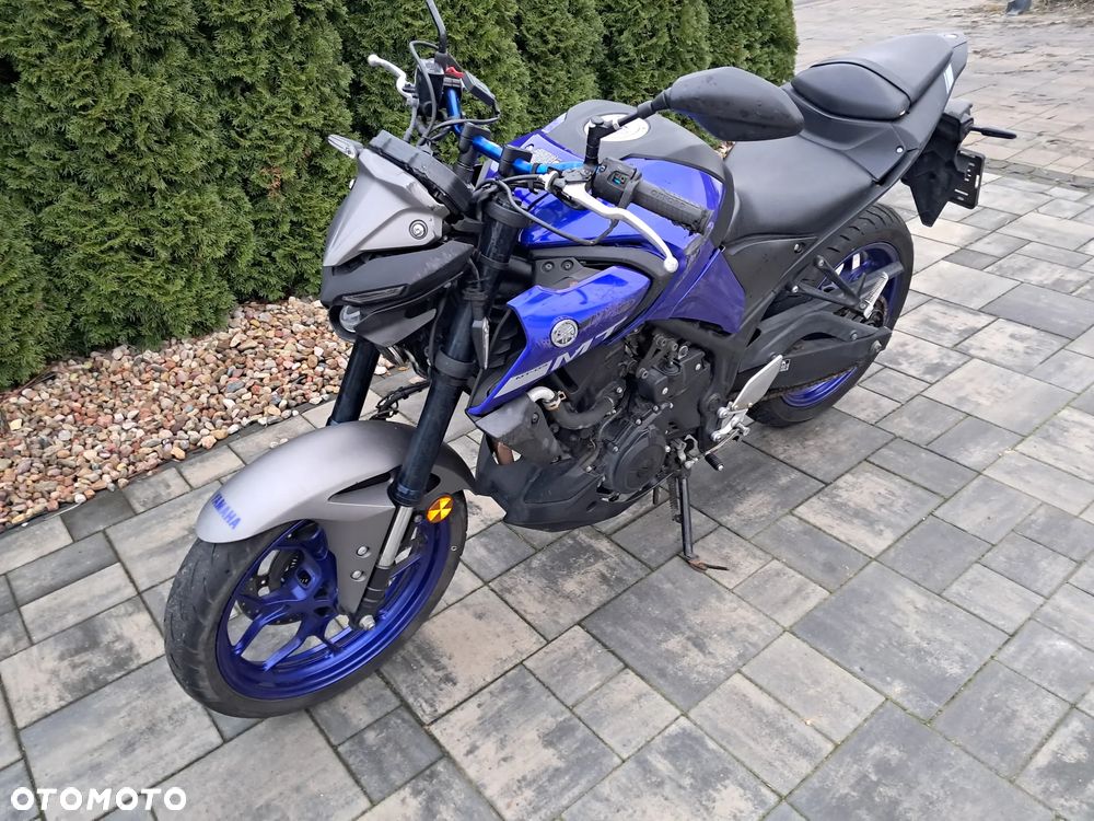 Yamaha MT - 4