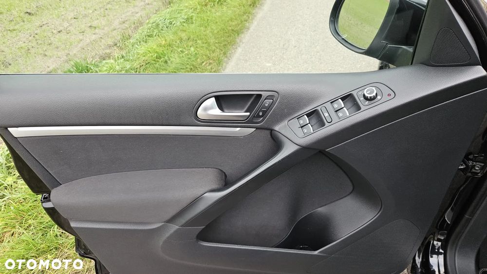 Volkswagen Tiguan 2.0 TDI DPF BlueMotion Technology Cup Sport & Style - 20