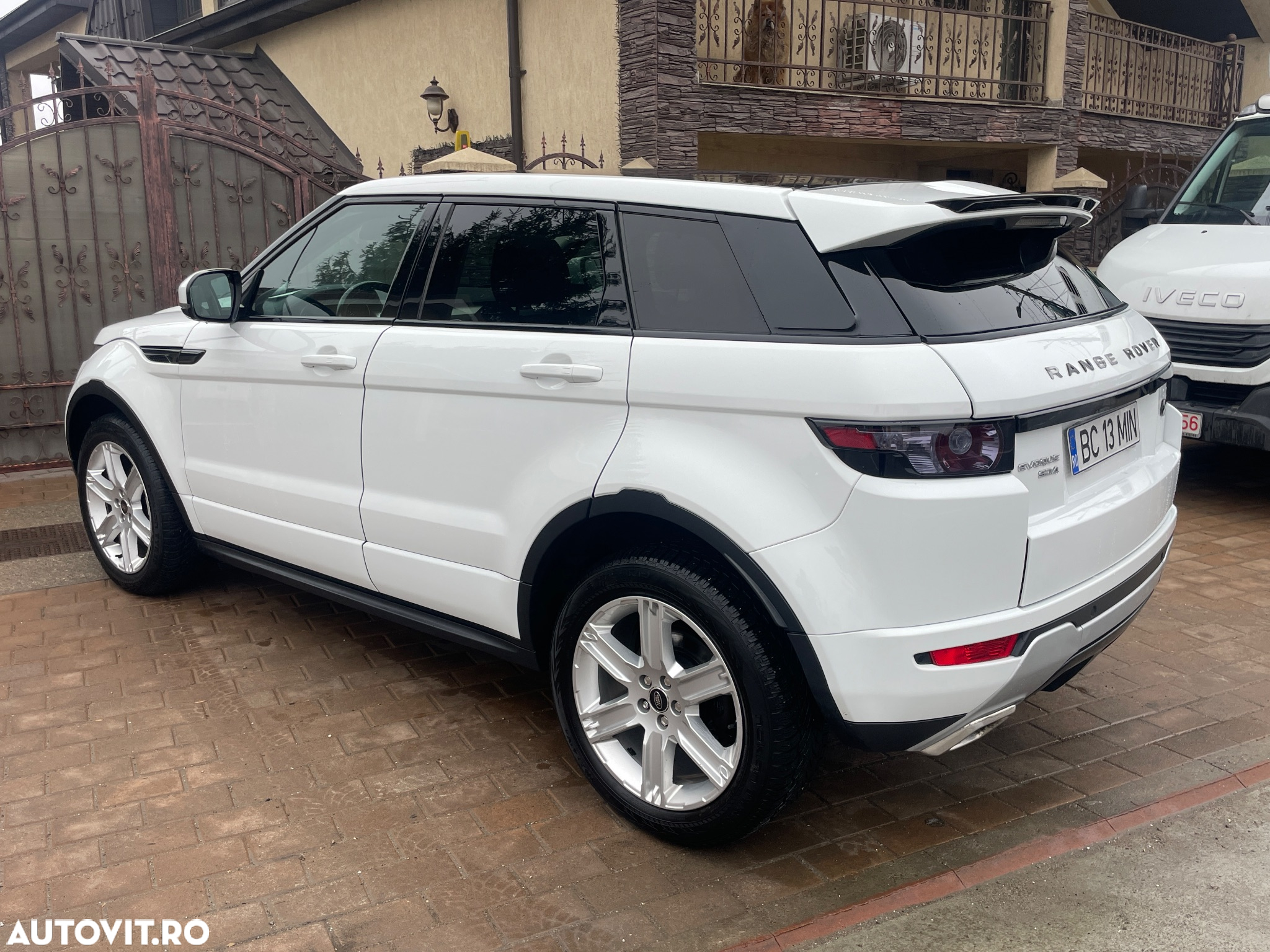 Land Rover Range Rover Evoque - 25