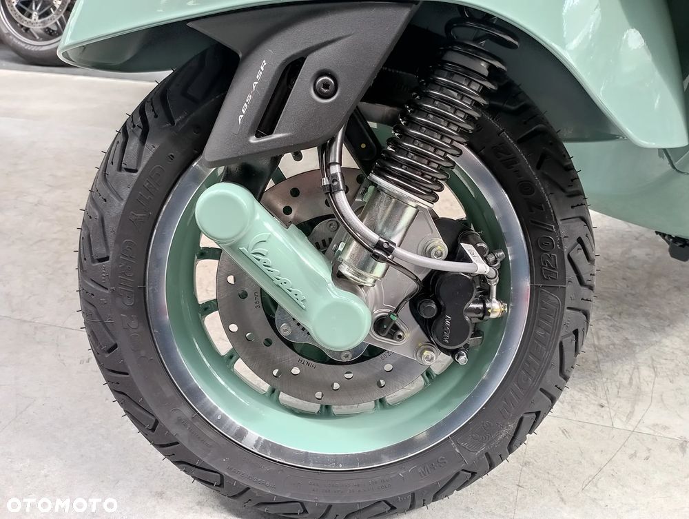 Vespa GTS - 14