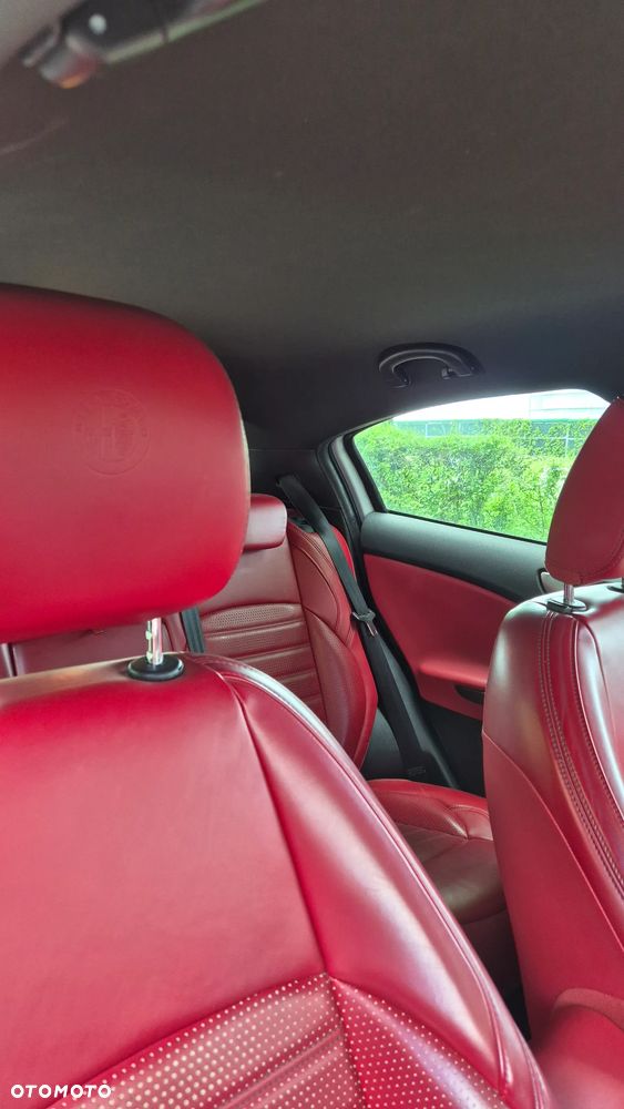 Alfa Romeo Giulietta 2.0 JTDM Exclusive TCT - 11