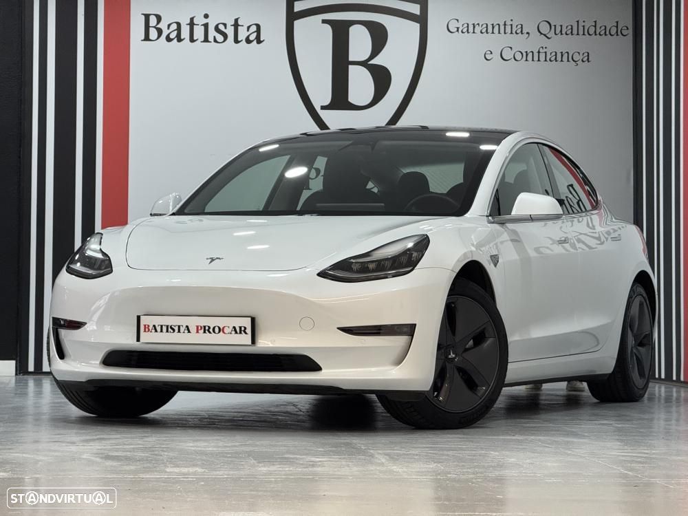 Tesla Model 3 - 50