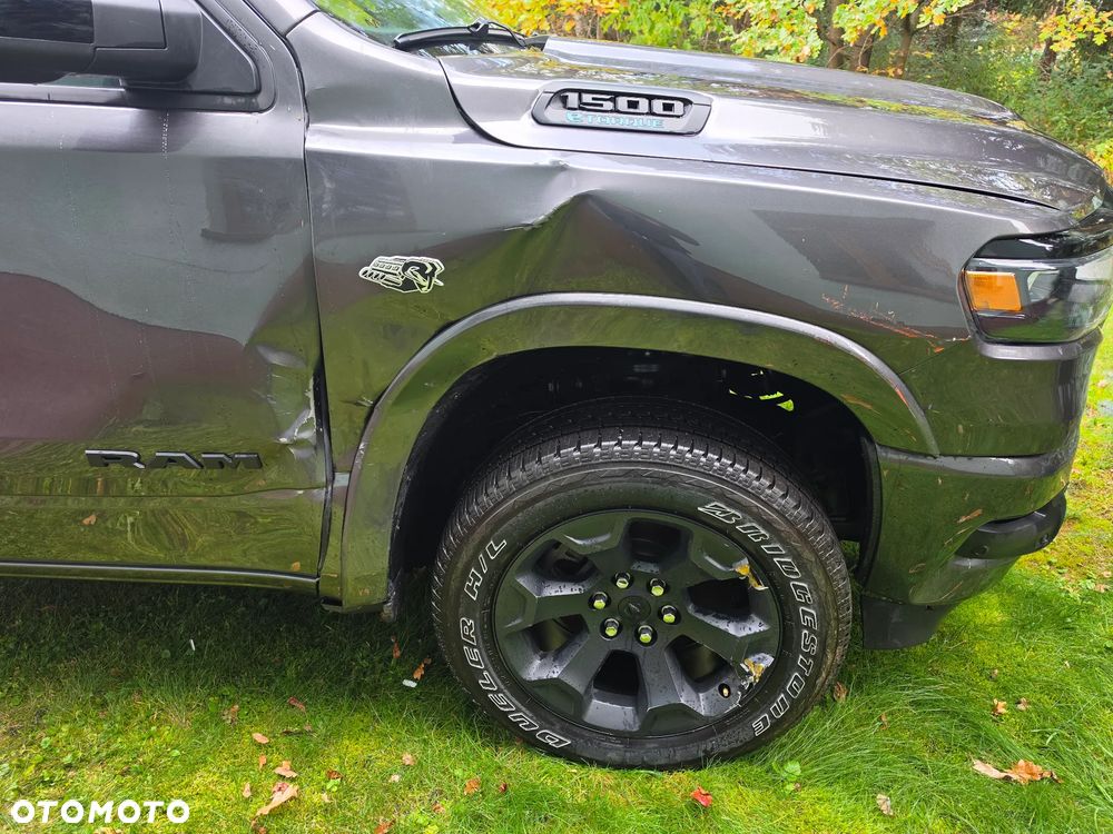 RAM 1500 - 21