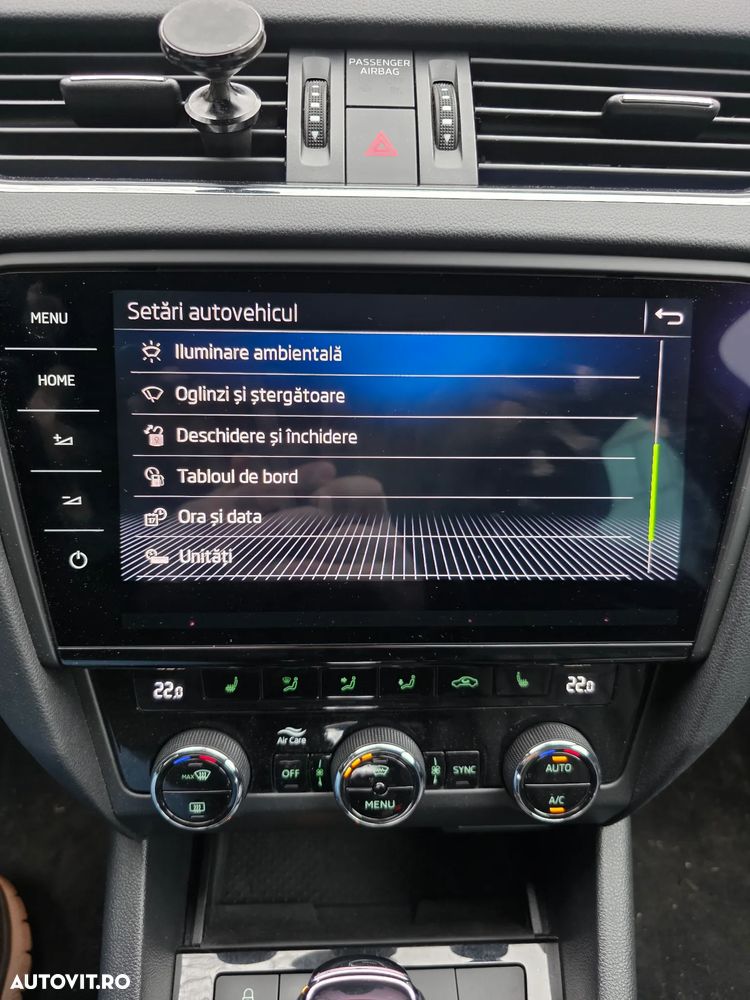 Skoda Octavia 2.0 TDI DSG Premium Edition - 32