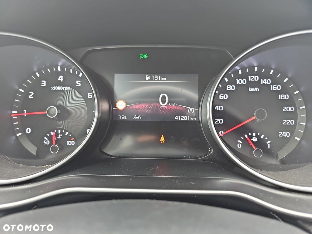 Kia XCeed 1.5 T-GDI M - 24