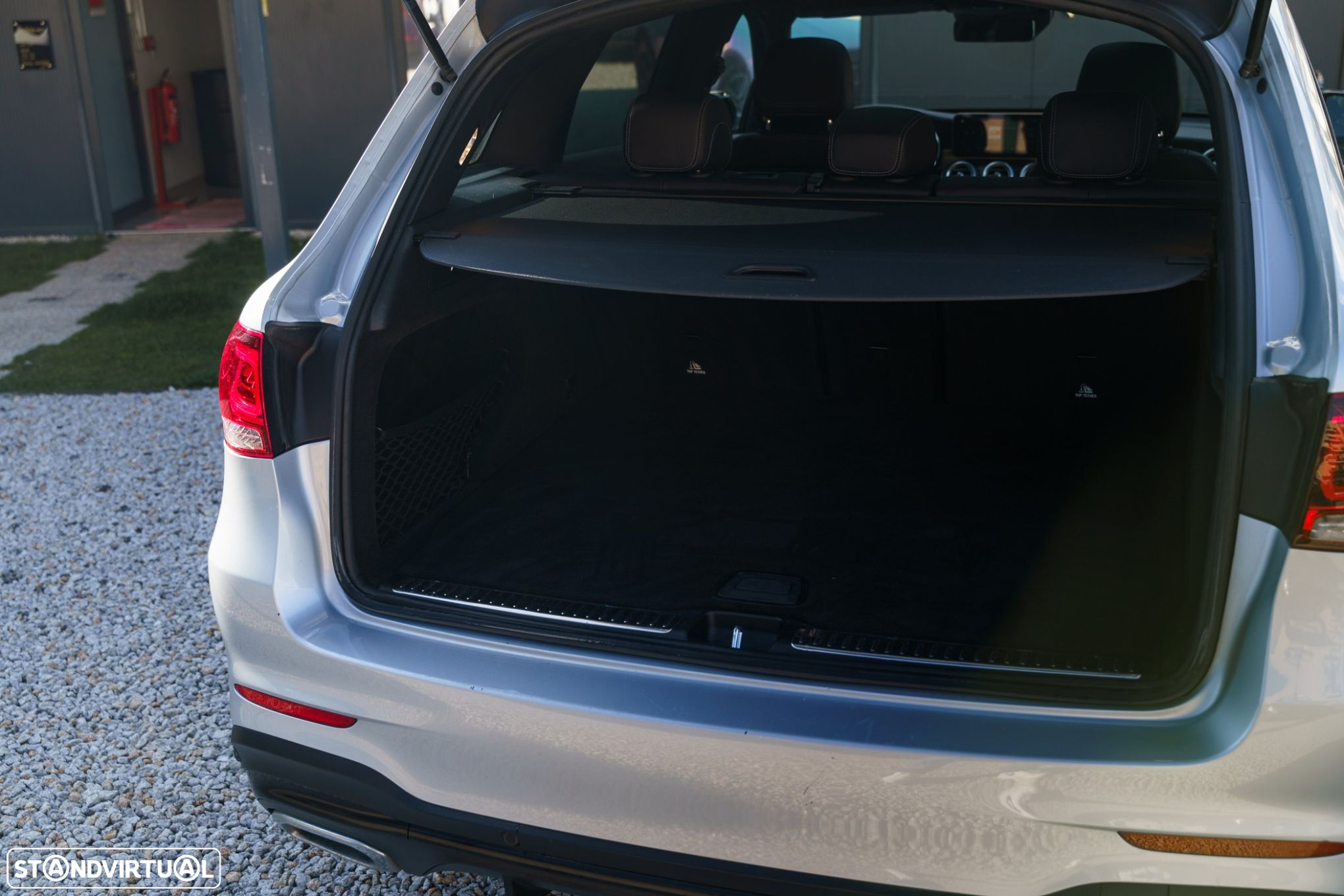 Mercedes-Benz GLC 200 d 4Matic 9G-TRONIC AMG Line - 23
