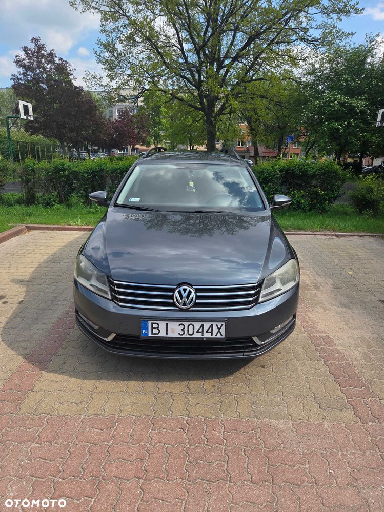 Volkswagen Passat - 2