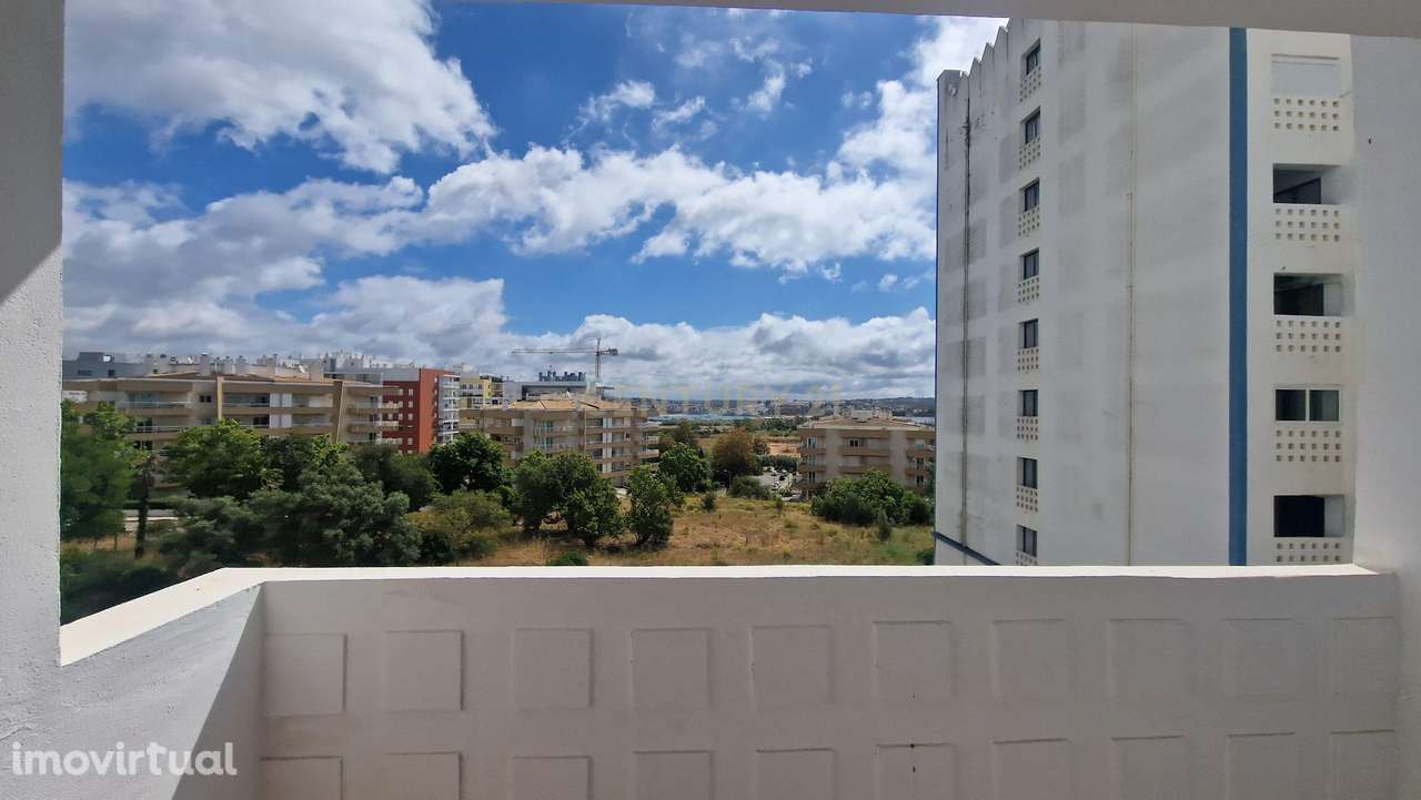 Apartamentot1 c/garagem na praia da rocha - Grande imagem: 4/14
